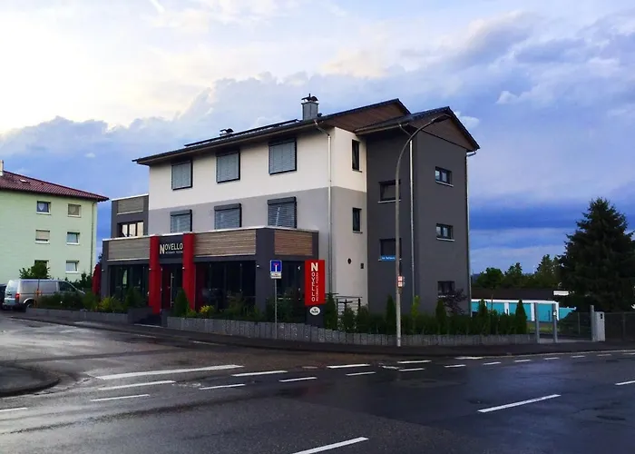 Nikolena * Pirmasens