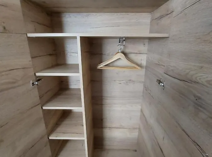 Nikolena * פירמאסנס